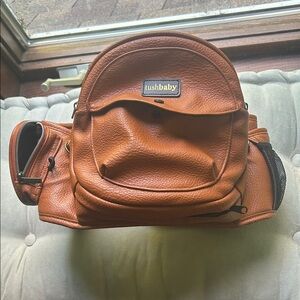 Tushbaby in vegan leather